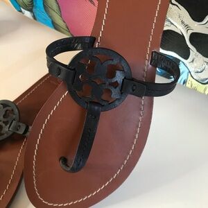 Tory Burch Women's Mini Miller Leather Thong Sandals Sz 9